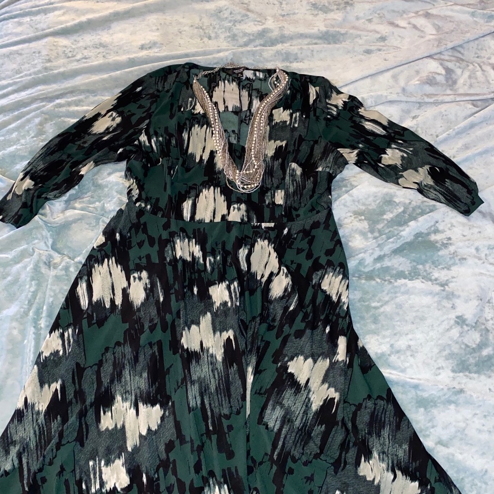 Simply Vera Wang Dress